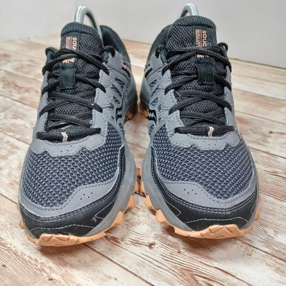 Saucony Excursion Trail Running Shoes Grey Black Peach Run Anywhere Grid Size 8 - Picture 3 of 16